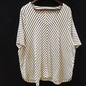 LL Bean Womens Artsy Chevron Stripe V Neck Top Size 2X Cream Short Sleeve Office